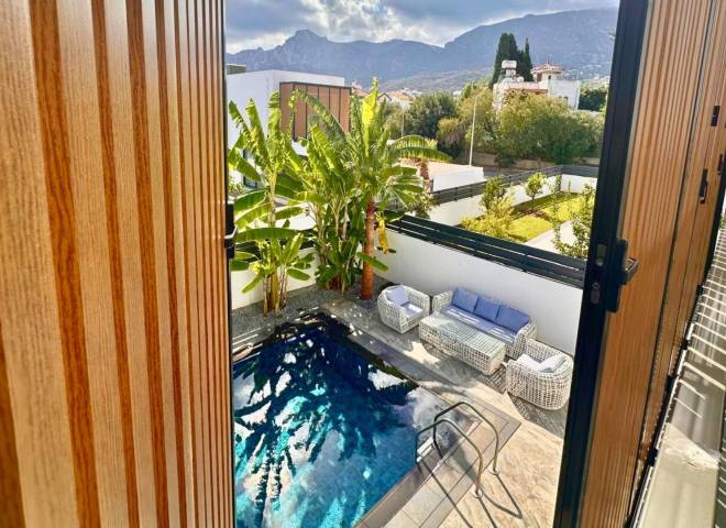 Luxury Villa for Sale in Kyrenia Edremit